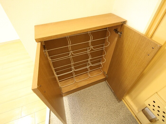 物件内観写真14　(靴箱)