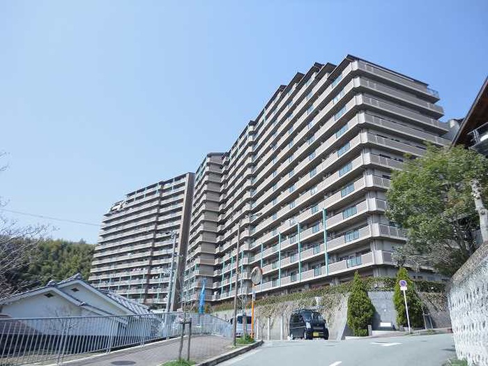 ﾚｼﾞｵﾝｽｸｴｱ緑地公園3番館(1119)