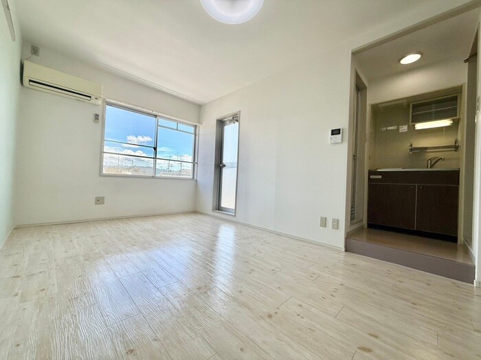 物件内観写真7　(居室)