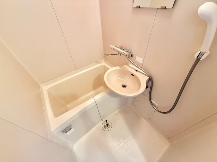 物件内観写真12　(バス／シャワールーム等)