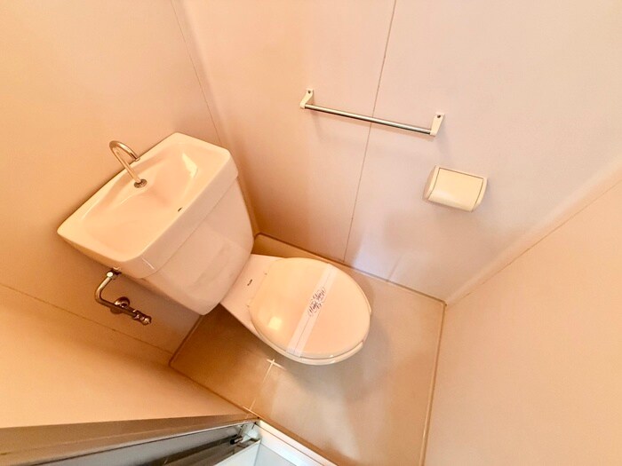 物件内観写真13　(トイレ)