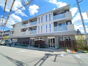 ドミ－ル枚方公園外観写真