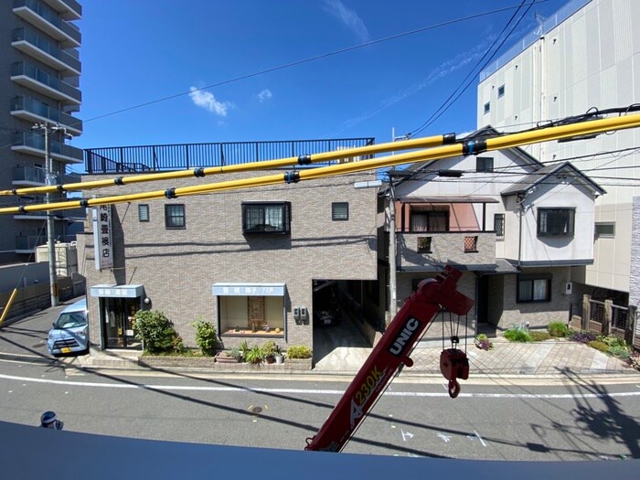 物件内観写真20　(室内からの展望)