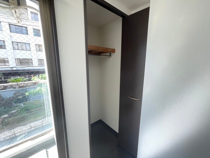 物件内観写真13　(収納)