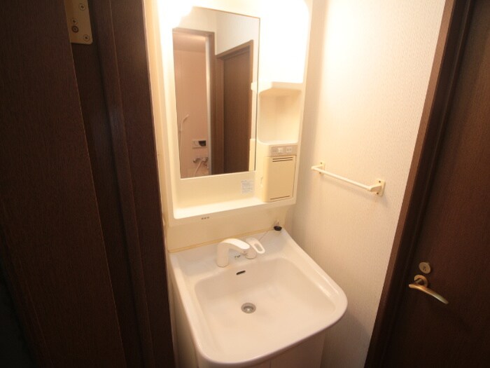 物件内観写真11　(洗面)