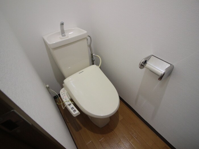 物件内観写真12　(トイレ)