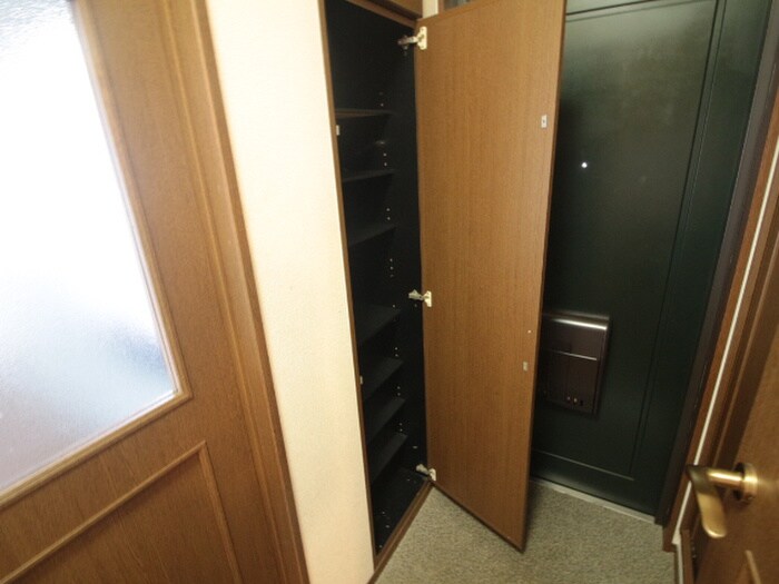 物件内観写真14　(靴箱)