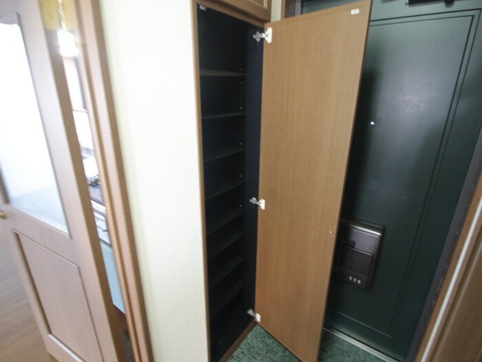 物件内観写真14　(靴箱)