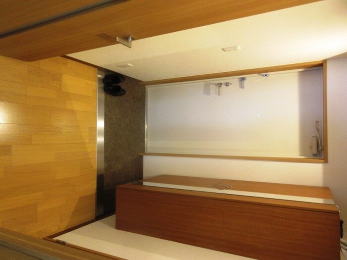 物件内観写真19　(玄関)