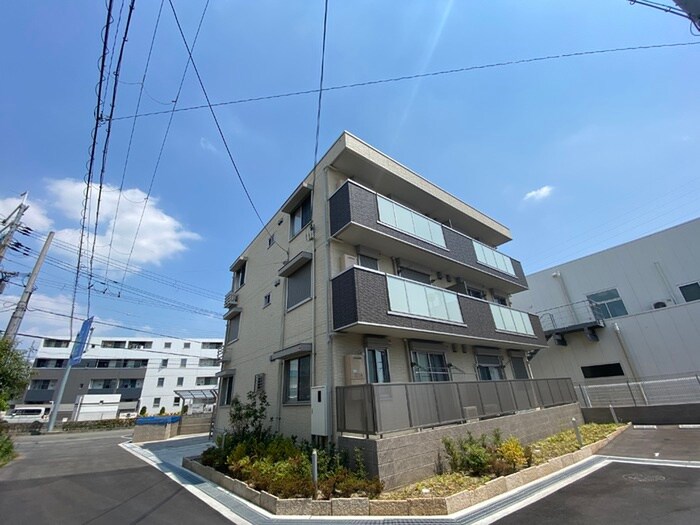 物件外観写真1　(外観写真)