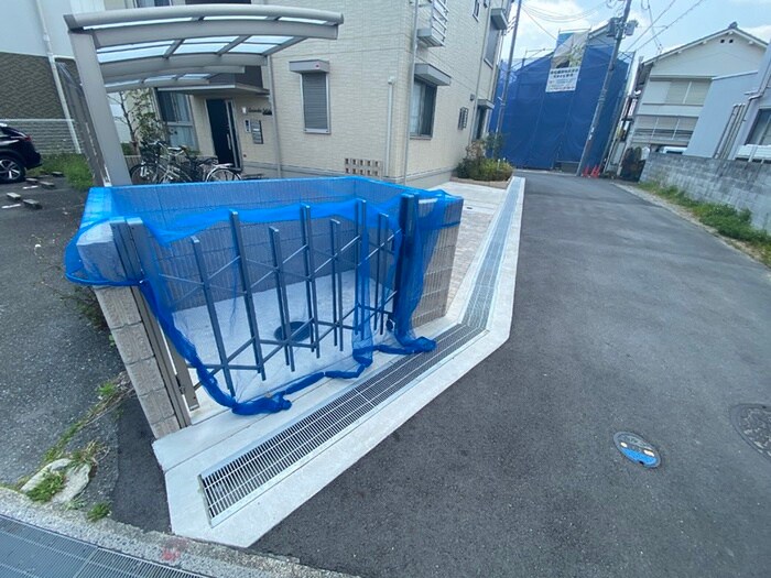 物件外観写真4　(建物設備)