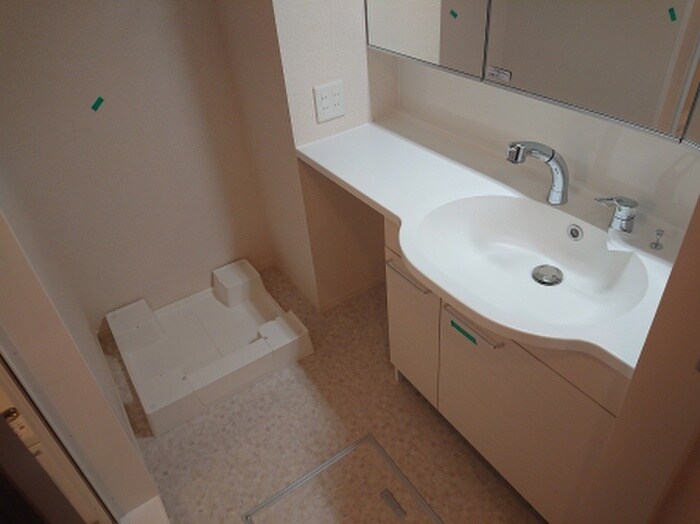 物件内観写真12　(洗面)