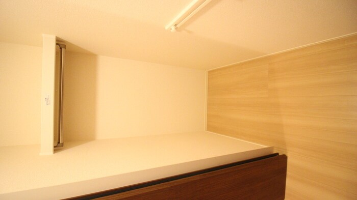 物件内観写真14　(収納)