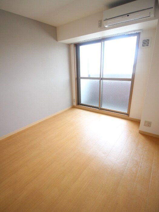 物件内観写真13　(居室)