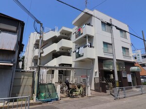 水上マンション外観写真