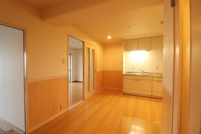 物件内観写真9　(居室)