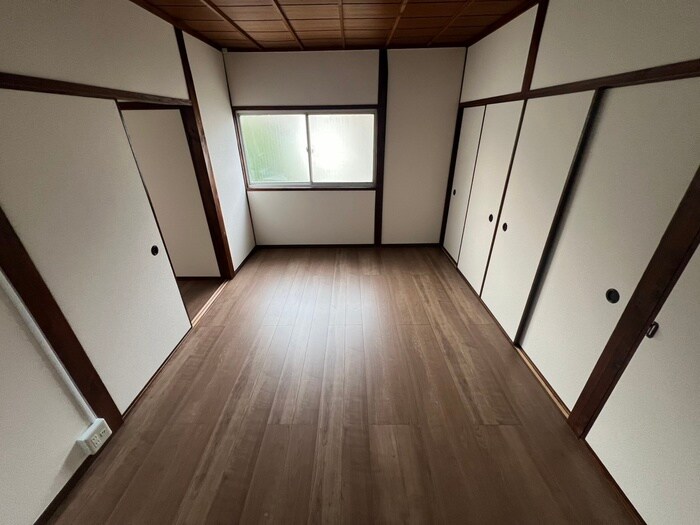 物件内観写真11　(居室)