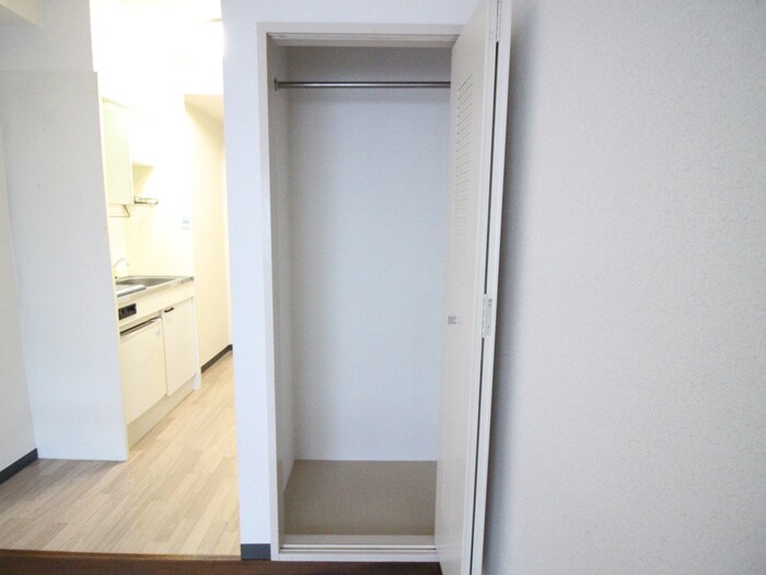 物件内観写真14　(収納)