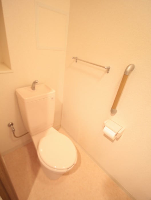 物件内観写真18　(トイレ)
