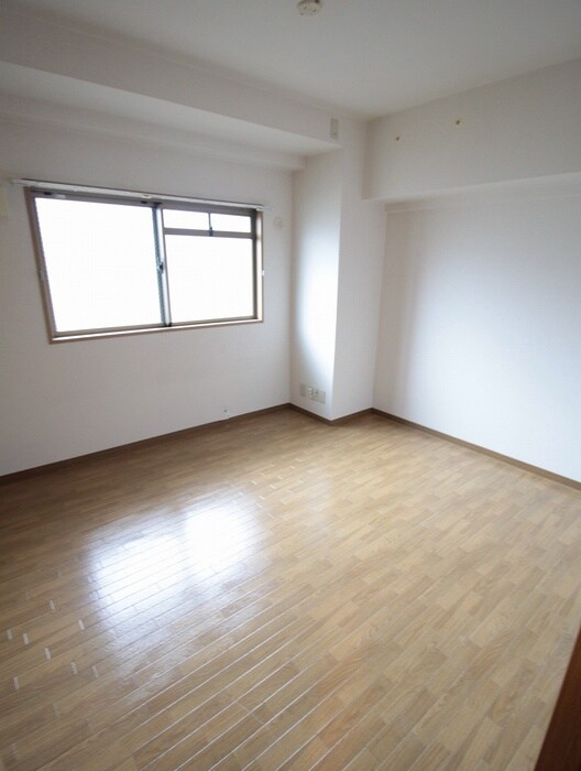 物件内観写真19　(居室)