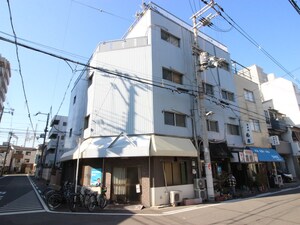 新岸の里マンション外観写真