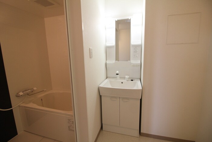 物件内観写真11　(洗面)