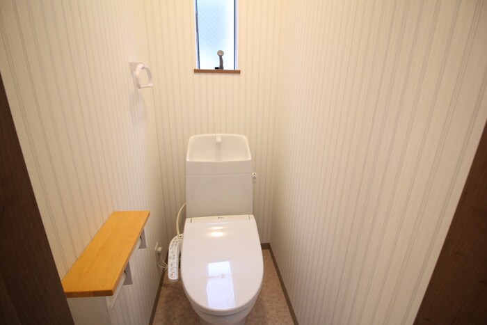 物件内観写真12　(トイレ)