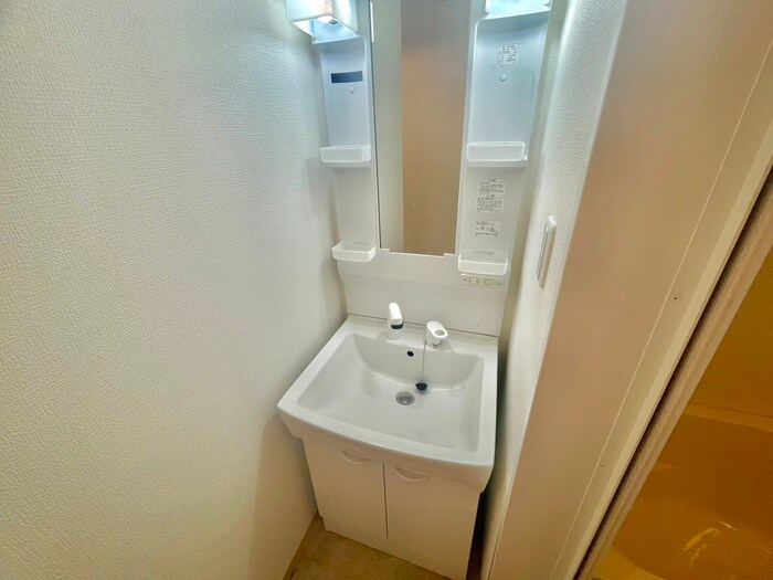 物件内観写真13　(洗面)