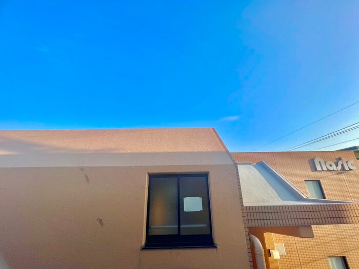 物件内観写真16　(室内からの展望)