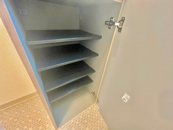 物件内観写真17　(靴箱)