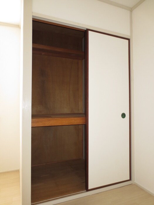 物件内観写真6　(収納)