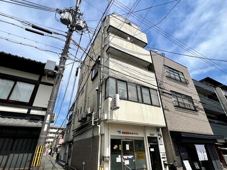 ○△□ビル外観写真