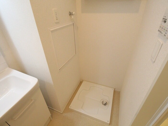 物件内観写真19　(洗濯機置場)