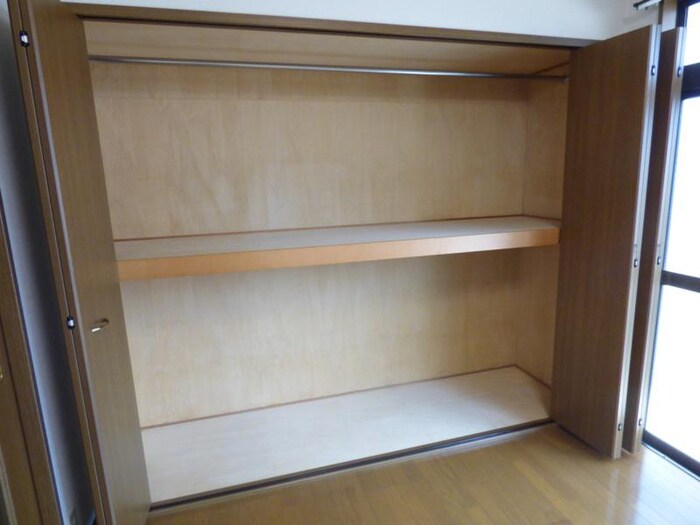 物件内観写真9　(収納)
