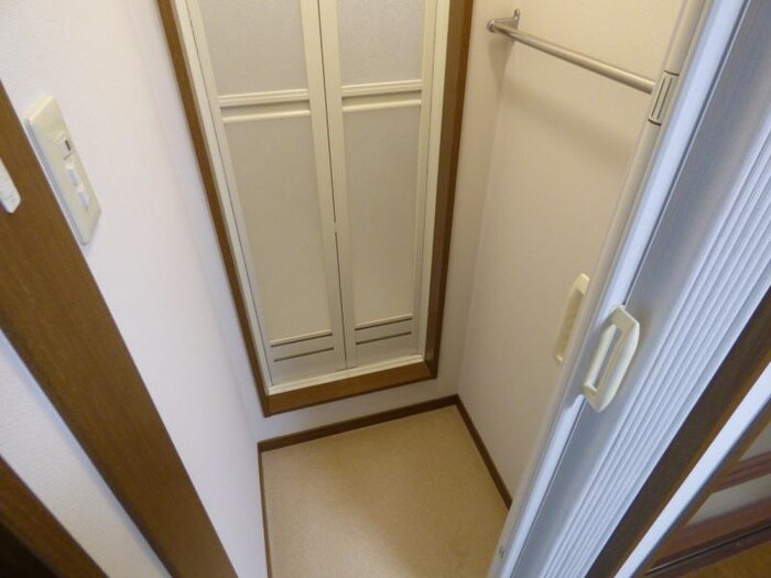 物件内観写真11　(内観写真)