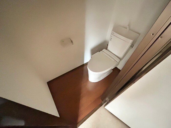 物件内観写真14　(トイレ)