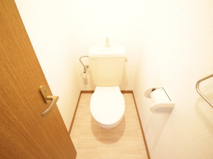 物件内観写真10　(トイレ)