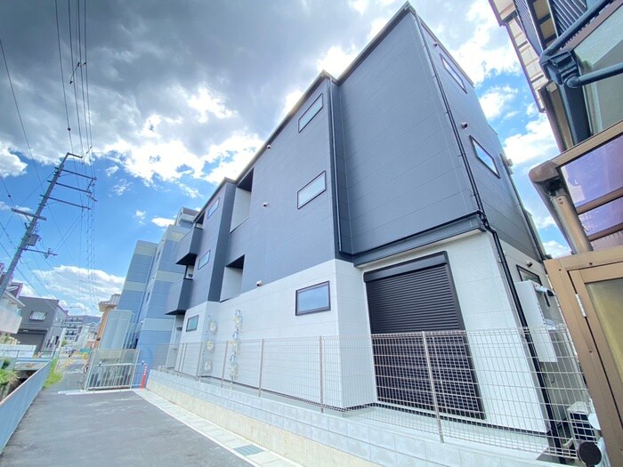 物件外観写真1　(外観写真)