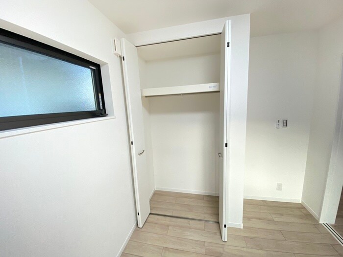 物件内観写真15　(収納)