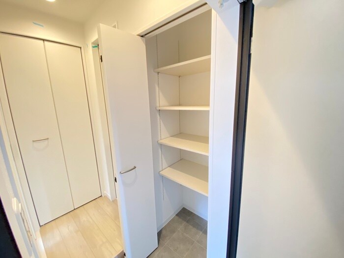 物件内観写真16　(靴箱)