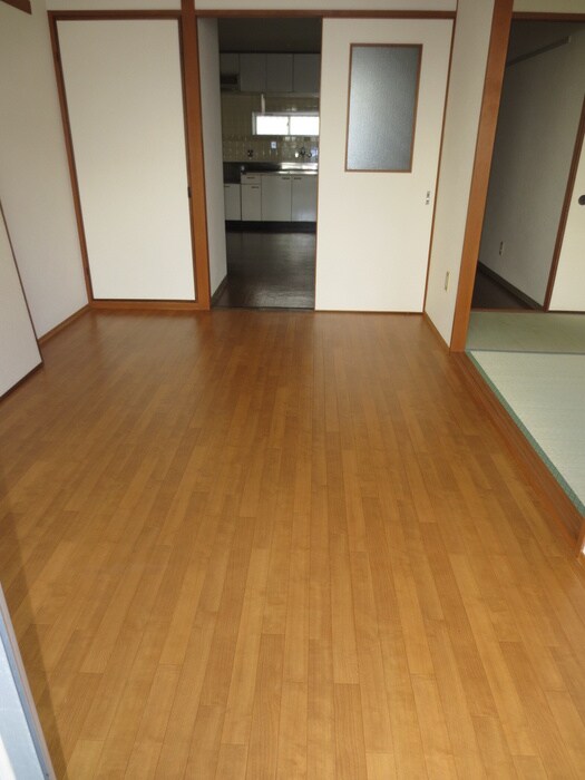 物件内観写真9　(居室)