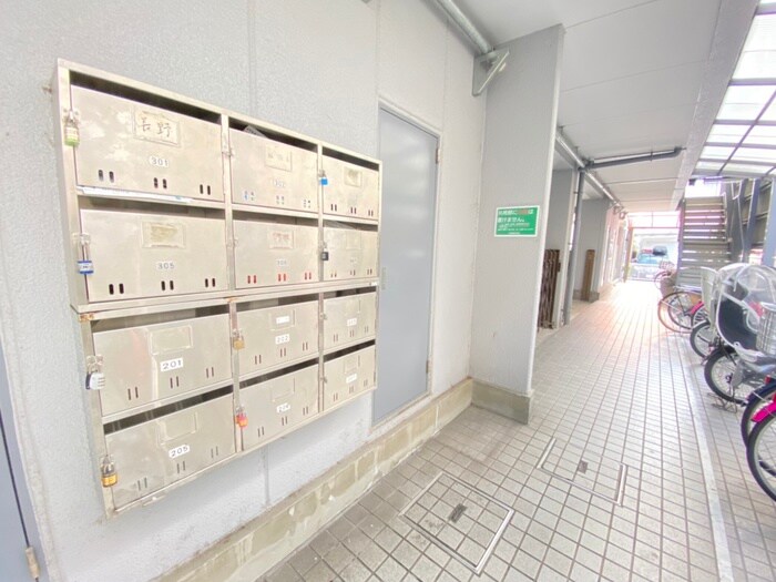 物件外観写真6　(建物設備)