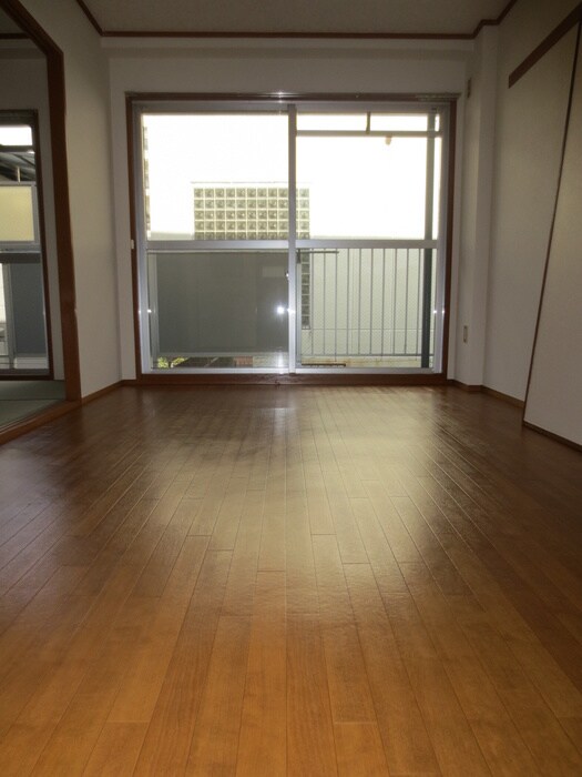 物件内観写真10　(居室)