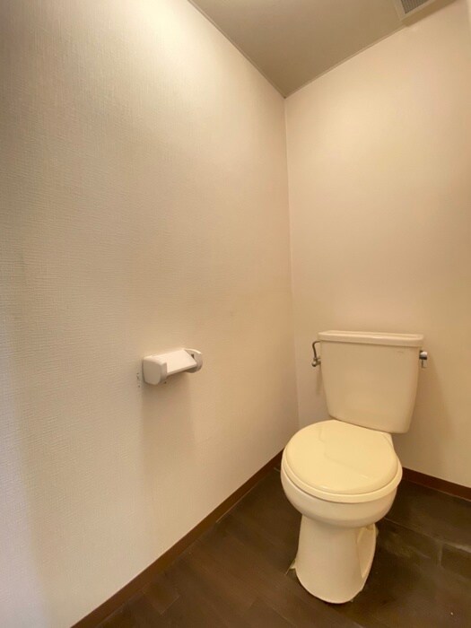 物件内観写真12　(トイレ)