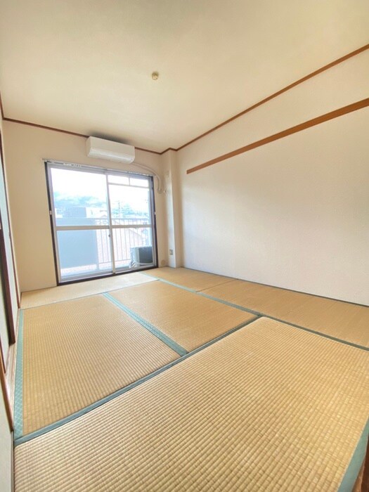 物件内観写真15　(居室)