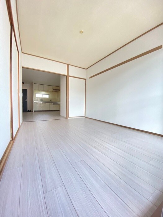 物件内観写真21　(居室)