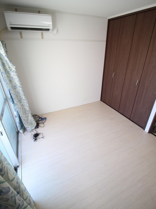 野村マンションの居室