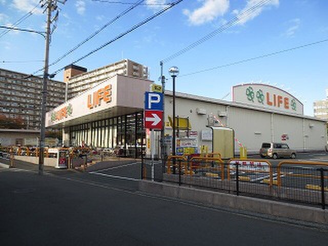 ライフ牧野店