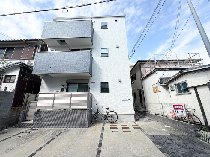 物件外観写真2　(外観写真)