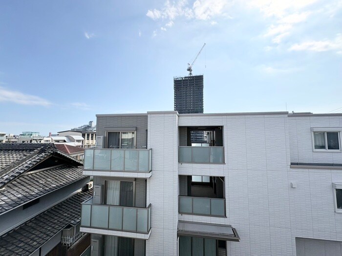 物件内観写真19　(室内からの展望)